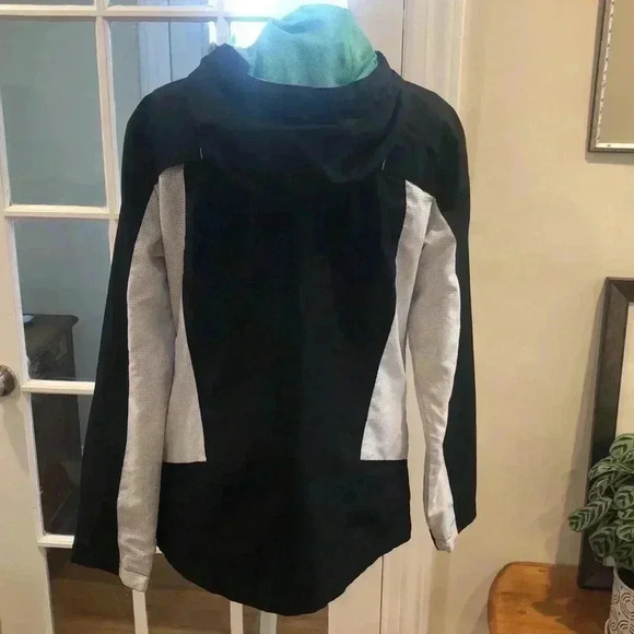 Free Country Athletx Series zippered front coat with hood. - Picture 4 of 10